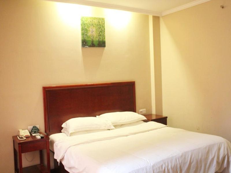 Greentree Inn Henan Kaifeng Gulou Square Express Hotel المظهر الخارجي الصورة